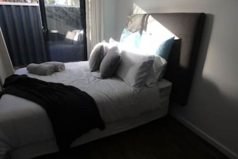Como Retreat - Kawana Tourism 0