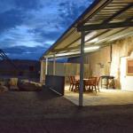 Dug Out B & B Apartments - Kawana Tourism 0