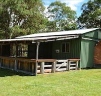 Four Bull Hut - Kawana Tourism