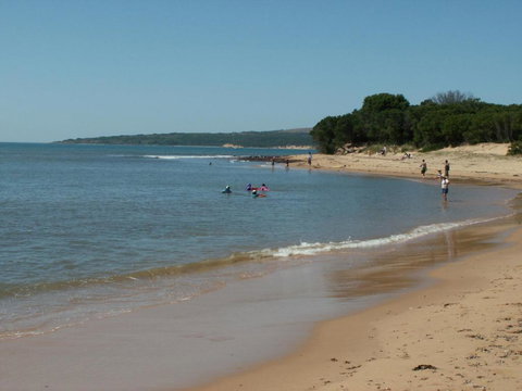 Black Dolphin Beach Penthouse - Kawana Tourism 3