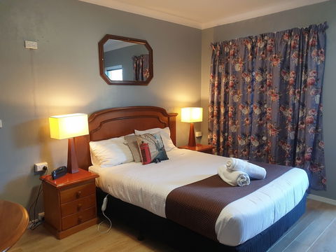 Valley View Motel - Kawana Tourism 5