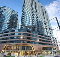 Melbourne Docklands Luxury Seaview Apartment - Kawana Tourism