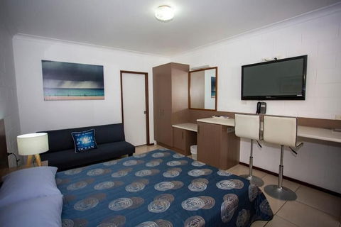 Moffat Beach Motel Caloundra - Kawana Tourism 6