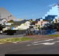 Moffat Beach Motel Caloundra - Kawana Tourism