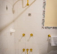 Whispering Pines Cottages