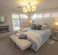 Magnificent Beach Retreat - Kawana Tourism