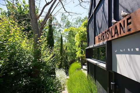 Harts Lane Haus - Kawana Tourism 1