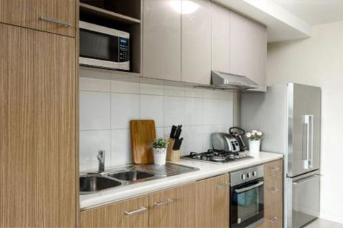 Water Views Lovely 2BRs Free Tram Zone Close To Everything! - Kawana Tourism 2
