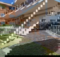 Castaways Unit 1 17 Shoal Bay Road - Kawana Tourism
