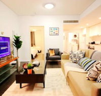 Spacious Apartment Central Location - Kawana Tourism