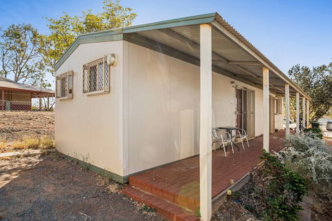 Karratha Caravan Park - Kawana Tourism 1
