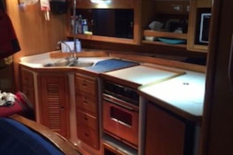 Sailtas - Sailing Charters To Bruny Island - Adults Only - Kawana Tourism 3