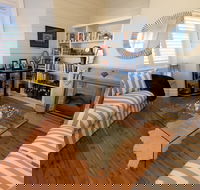 Courthouse Cottage - Kawana Tourism