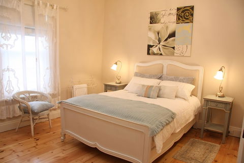 Azalea Cedar-Rose Villa - Kawana Tourism 3