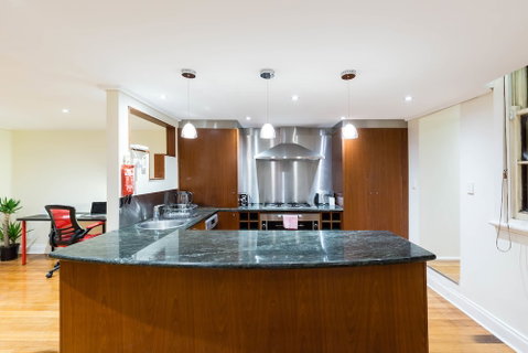 HELENA, 2BDR Fitzroy House - Kawana Tourism 5