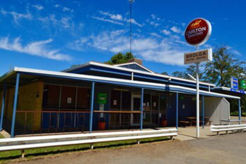 Brolga Hotel Motel - Kawana Tourism 0