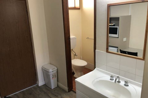 Brolga Hotel Motel - Kawana Tourism 2