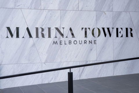 Docklands Delight - Kawana Tourism 1