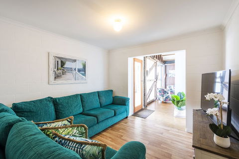 Blue River Apartments - Wooli Ocean - Waterfront - Kawana Tourism 6