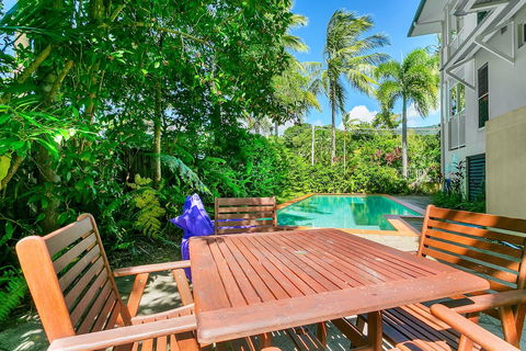 Arlington Apartments - Kawana Tourism 4