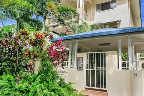 Arlington Apartments - Kawana Tourism 2
