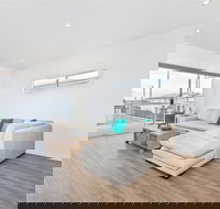 Seas the Day - Kawana Tourism