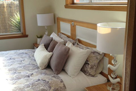 Ulverstone Boutique Accommodation - Kawana Tourism 5
