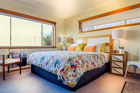 Ulverstone Boutique Accommodation - Kawana Tourism 7