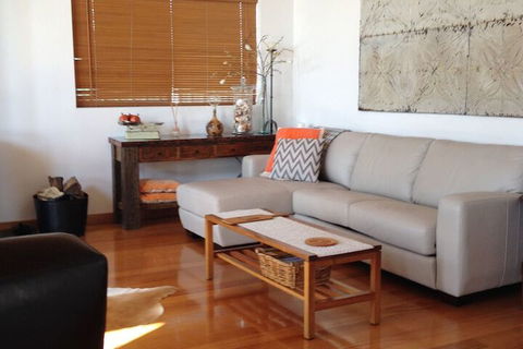 Ulverstone Boutique Accommodation - Kawana Tourism 2