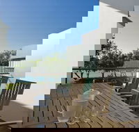 Maggies Beachfront Apt. 6 - Kawana Tourism