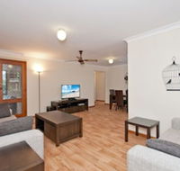 Skippers Rest 27 Government Road - Kawana Tourism