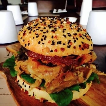 Guyra Summit Caravan Park - Kawana Tourism 3