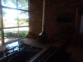 Guyra Summit Caravan Park - Kawana Tourism 1