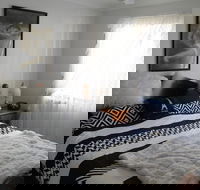 Ducati's Bed and Breakfast - Kawana Tourism