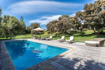 The Portsea Retreat - Kawana Tourism 1