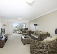 TRADEWINDS 1 - Kawana Tourism