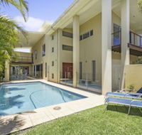 ANGOURIE HOUSE SALT VILLAGE - Kawana Tourism