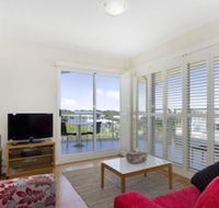 RESORT on the BEACH 6310 TOP FLOOR - Kawana Tourism