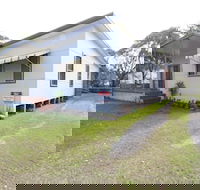 Muller's Cottage at Hat Head - Kawana Tourism