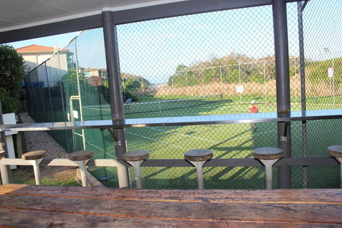 Aqualuna Apartments - Kawana Tourism 1