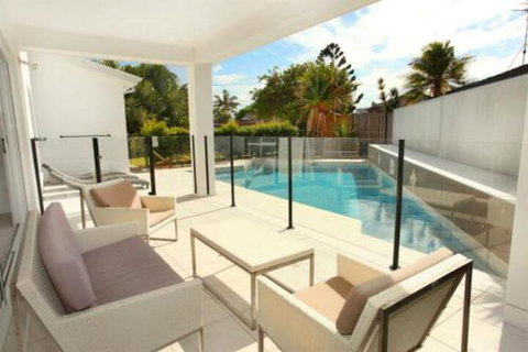 3 Bauhinia Crescent Marcoola PET FRIENDLY LINEN SUPPLIED 500 BOND - Kawana Tourism 7