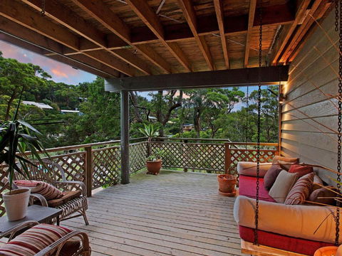 Copacabana Treehouse 36 Oceano Street Copacabana - Kawana Tourism 1