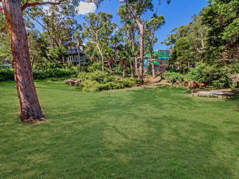 Copacabana Treehouse 36 Oceano Street Copacabana - Kawana Tourism 3