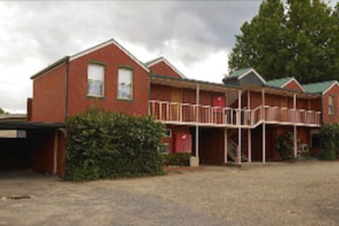 Railway Motel Myrtleford - Kawana Tourism 0