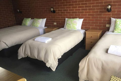 Railway Motel Myrtleford - Kawana Tourism 6