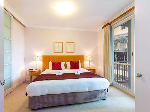 Villa Spa Executive 1br Burgundy Resort Condo Located Within Cypress Lakes Resort (nothing Is More Central) - Kawana Tourism 5