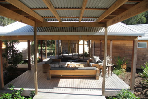 The Banksias - Kawana Tourism 6