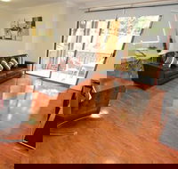 Bal 12 Foy Furnished Apartment - Kawana Tourism