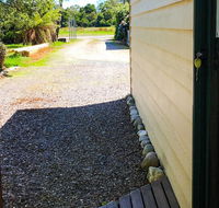 Meredith House  Apartments Strahan - Kawana Tourism