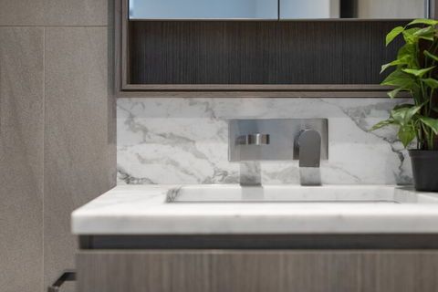 Ultra Modern Brand New CBD View - Kawana Tourism 6